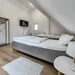 Appartement Keep Elegante Unterkuenfte Mit Charme, Von Bis Gesamthaus *