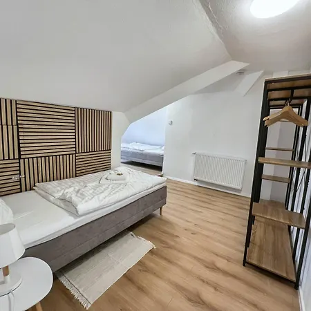 Keep Elegante Unterkuenfte Mit Charme, Von Bis Gesamthaus Apartamento Fellbach